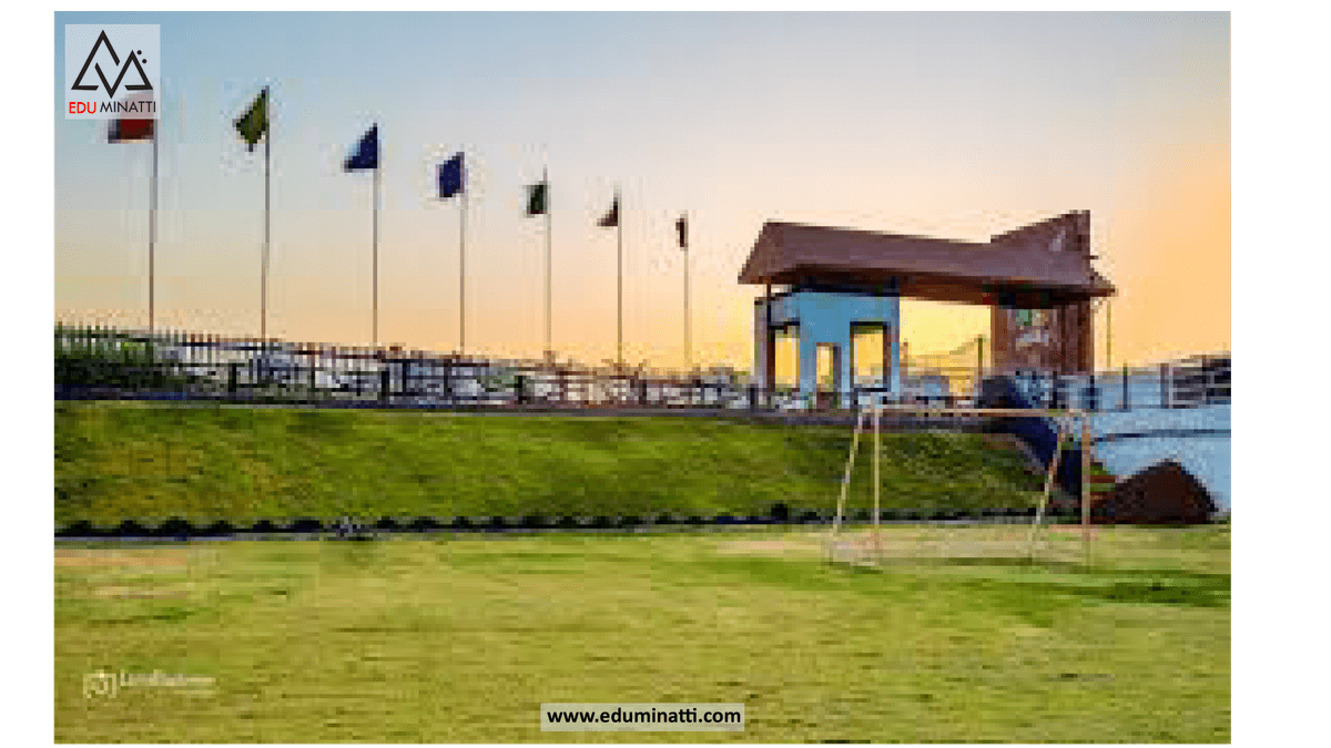 Phoenix World School image 3