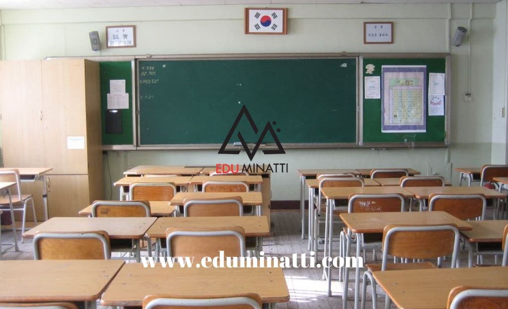 Vidyaranya High School for Boys & Girls image 2