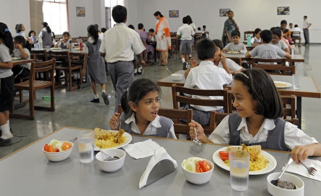 Aga Khan Academy image 3